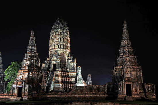 Wat Chai Wattanaram im Westen der Stadt