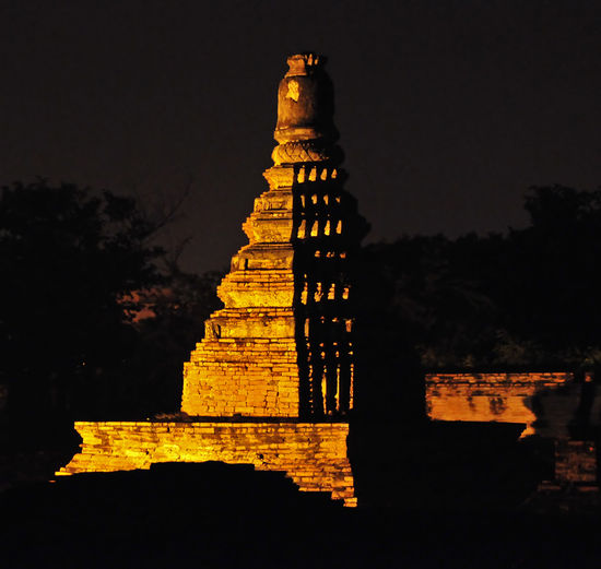 Wat Ratburana ebenfals im Rama Park