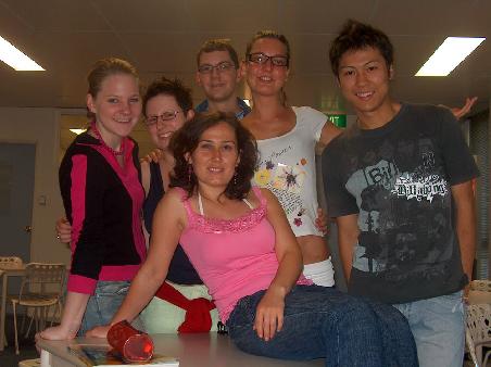 v.l. Stephie (Schweiz), Tanja, Nazli(Türkei), Christoph, Christina (Italien), Chikara(Japan)