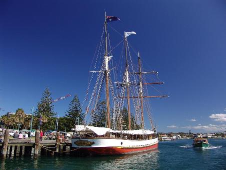 Vorbei ging die Tour auch an der Alma Doepel