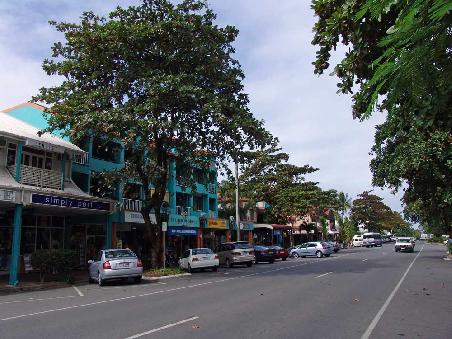Hauptstrasse von Port Douglas
