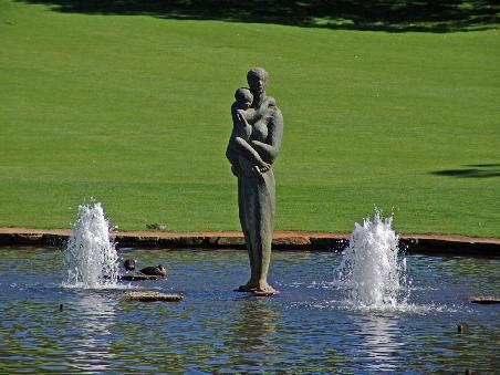 Teich im Water Garden des Kings Parkes