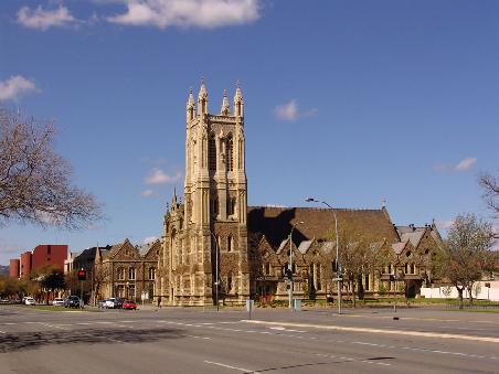Adelaide wird auch die Stadt der Krichen genannt. Hier ist nur eine von vielen.