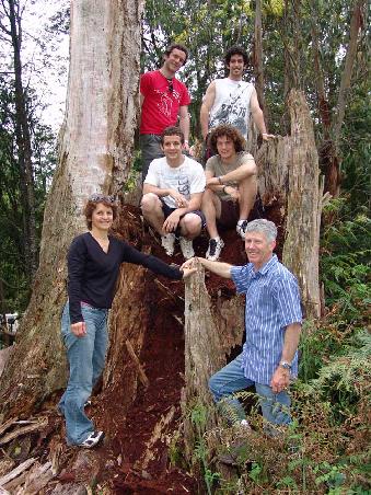 Family Edney
Oben v.l.n.r.: Nick und Dale
Mitte v.l.n.r.: Alex und Shannon
Unten v.l.n.r.: Annette und Martin