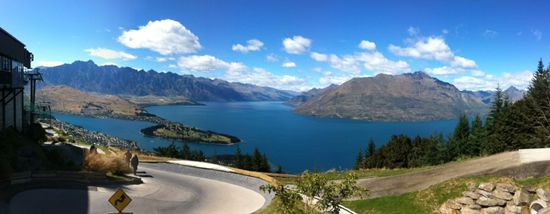 Blick von Bob's Peak auf Lake Wakatipu