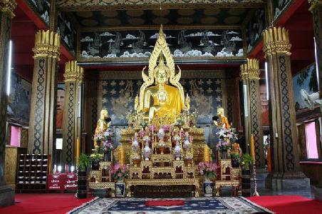 Einer der zahlreichen Tempel in Chiang Mai