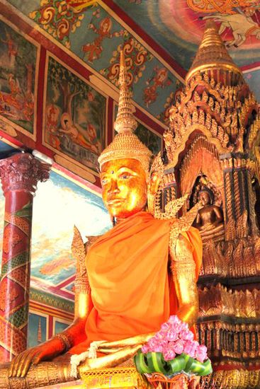 Budda im Wat Phnom
