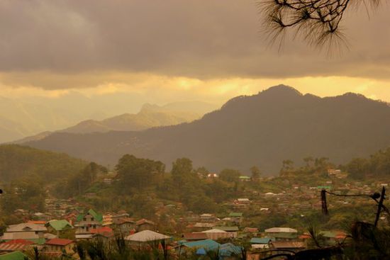 Blick auf Sagada. Regen zieht auf.