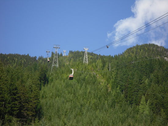 Die Seilbahn zum Plateau