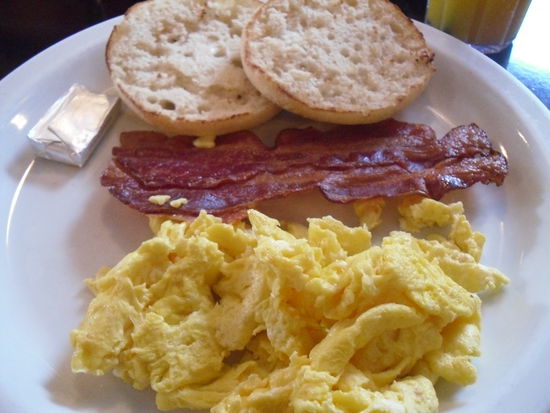 Frühstück im Lori's Diner