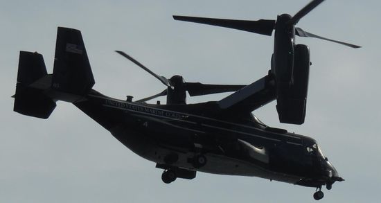 Und da saßen die Männer mit den schwarzen Anzügen drin 