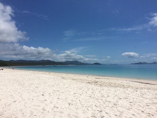 Am Whitehaven Beach
