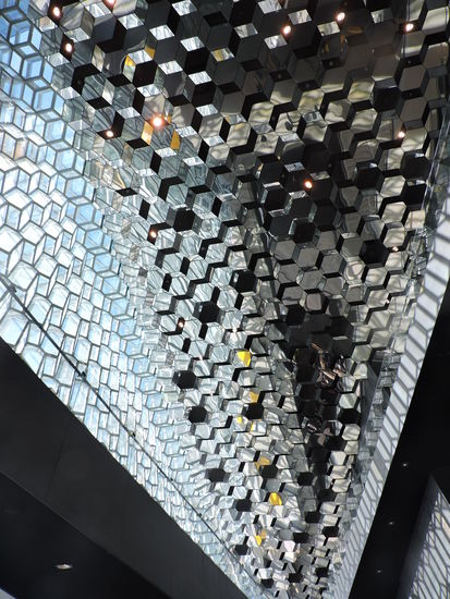 Ein Blick nach oben aus dem Erdgeschoss