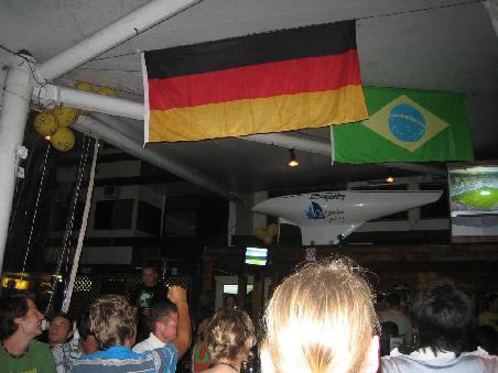 Deutschland : Costa Rica
Airlie Beach, 2 Uhr nachts
und wir waren nicht allein ...