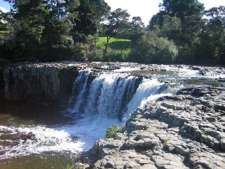 Hururu Falls