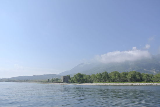 die Küste von Samothraki entlang