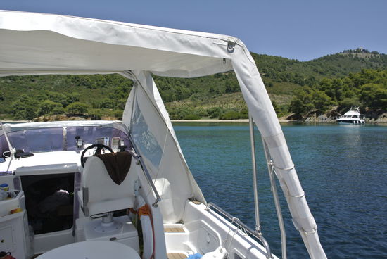 Pause in einer Bucht - andere Boote werden bereits häufiger