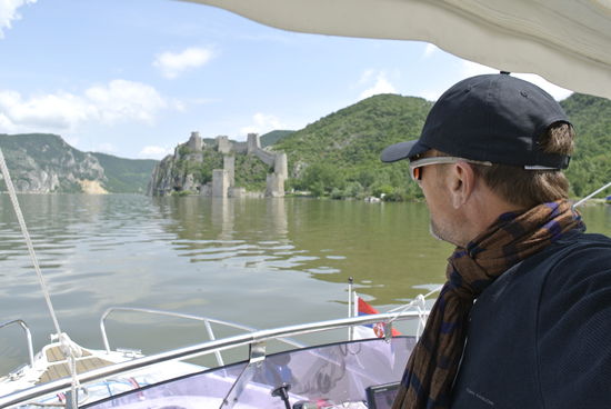 das EISERNE TOR beginnt mit der Ruine Golubac