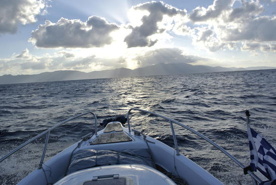 Im Morgenlicht Richtung Skopelos