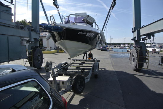 Ich kann die Marina Koper wirklich empfehlen. Autobahn bis fast vor den Hafen, kompetente Betreuung und günstiger als Kroatien.