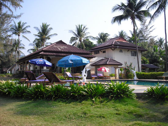 Good Days Lanta Resort