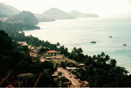 Blick von oben auf den White Sand Beach