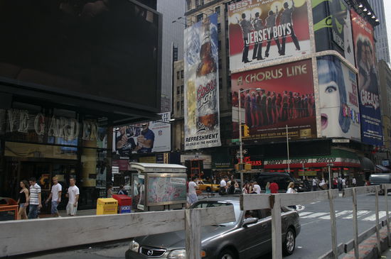 Und nochmal Time Square. Unser Stadtführer bezeichnete ihn als Theme Park - ist irgendwie was dran.