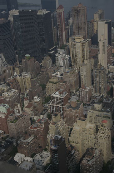 Ein Blick in die Straßenschluchten vom Empire State Building aus.