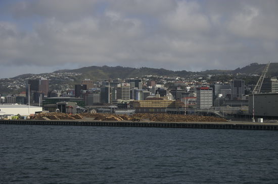 Wellington beim Ablegen des Schiffes.