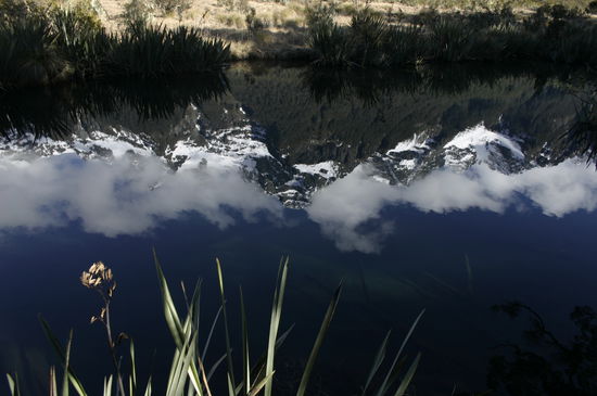 Ups! Hat da jemand einen Fehler gemacht? Nein, dies ist ein Foto der Mirror Lakes.