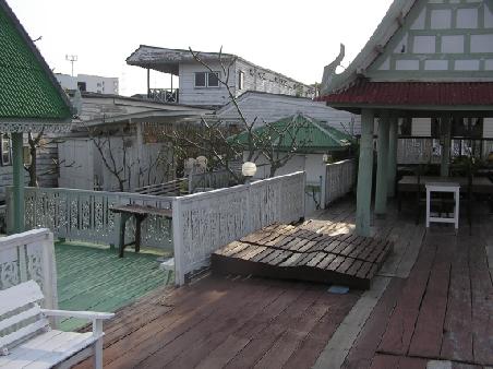 unser Guesthouse in Hua Hin (direkt ueber dem Meer)