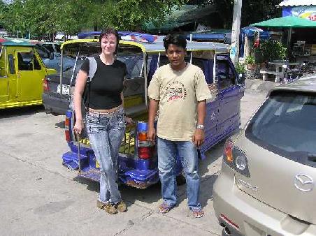 Diana samt Fahrer vor unserem Tuk Tuk