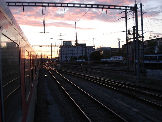 Start mit Sonnenuntergang.