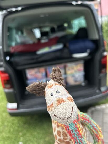 Snowflake, unsere Urlaubsgiraffe ist natürlich wieder mit dabei.