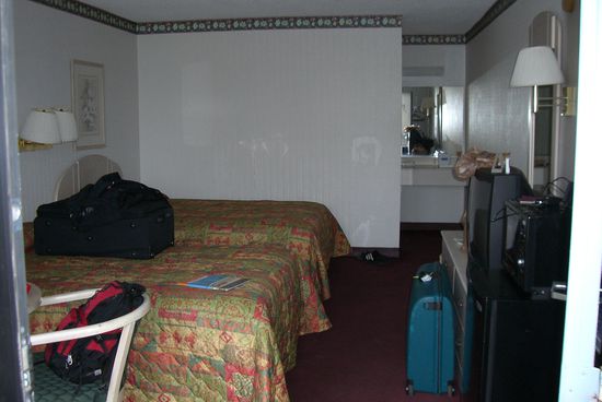 Unser schönes Zimmer im Travelodge Daytona Beach, genau gegenüber von der Daytona Rennstrecke.
