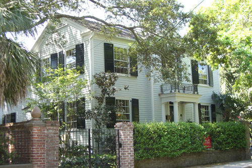 Hayward-Washington House, in der 87 Church St.