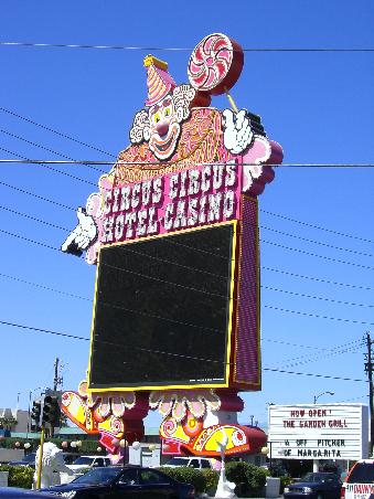 CIRCUS CIRCUS