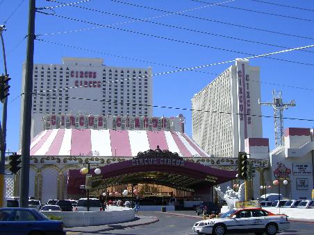 CIRCUS CIRCUS