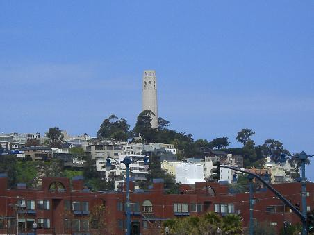 Coit Tower auf dem Nob Hill