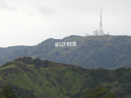 Blick vom Griffith Park auf das Hollywood Schild