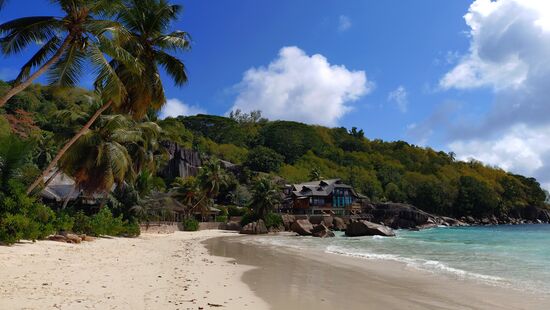 Anse Takamaka.