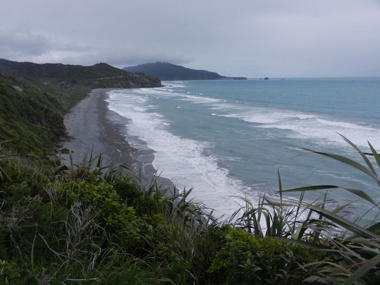 Neben der Strasse . . .