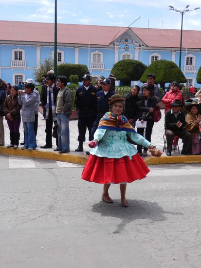 Man kann das Alter bei den Indios immer schlecht schaetzen, aber diese ruestige Dame war bestimmt vom aelteren Semester.