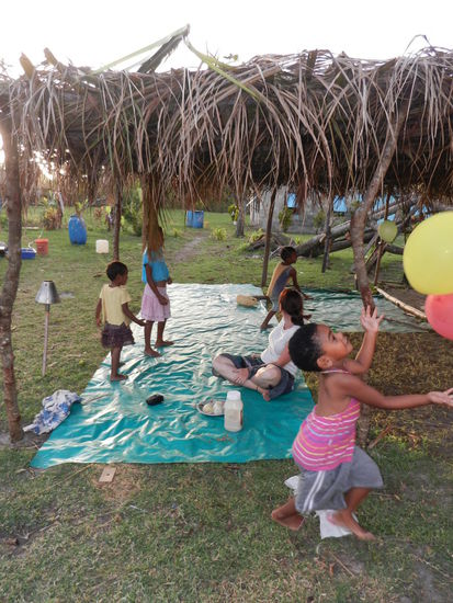 Das Palmdach, unter welchem man die meiste Zeit verbrachte!