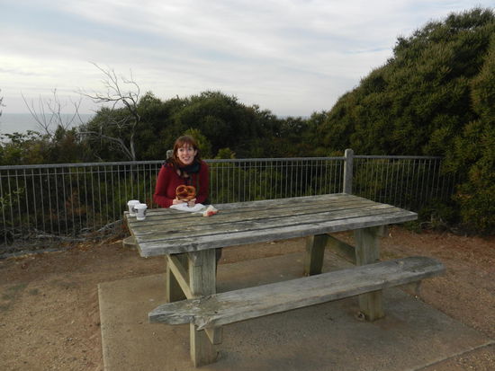 Deluxe! Es gibt sogar Brezen zum Fruehstueck!