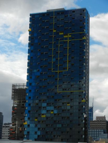 Ein Wohngebaeude mit Akzente - langweilig gibts in Melbourne nicht!