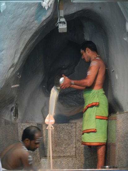 Wir erlebten eine hinduistische Zeremonie.