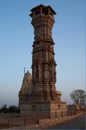 chittorgarh - die siegessäule.