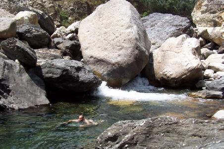 itai beim baden.
