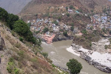 deoprayag - der ganges entsteht aus alaknanda und baghirati.